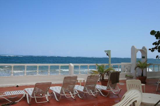 Pensión Aleli By The Sea 3*